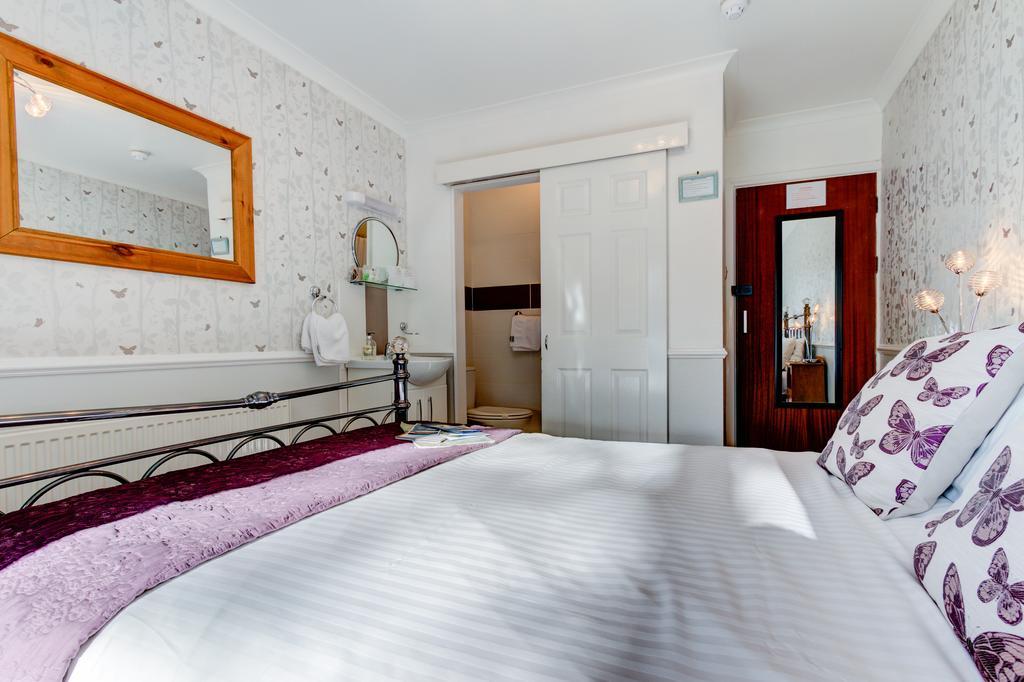 Meadfoot Guesthouse Room Only Accommodation For Adults Windermere Eksteriør bilde