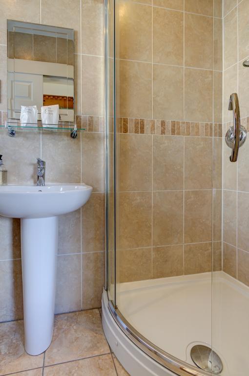 Meadfoot Guesthouse Room Only Accommodation For Adults Windermere Eksteriør bilde