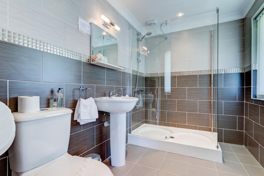 Meadfoot Guesthouse Room Only Accommodation For Adults Windermere Eksteriør bilde