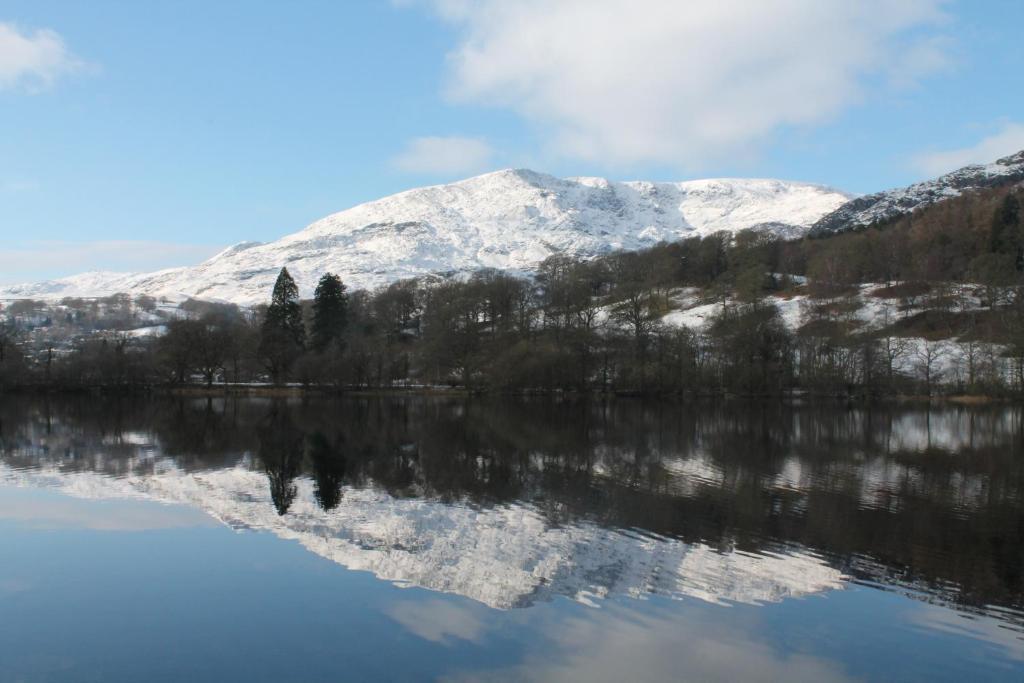 Meadfoot Guesthouse Room Only Accommodation For Adults Windermere Eksteriør bilde